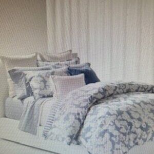 Ralph Lauren Willa Floral Comforter
